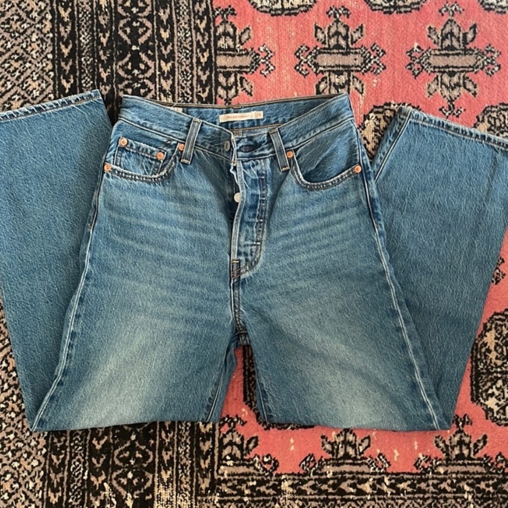 Levis rib cage jeans